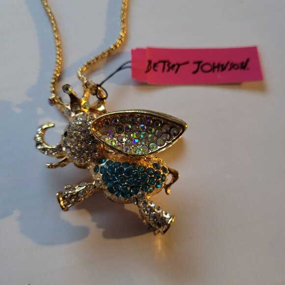 Betsey Johnson Necklace - Picture 1 of 1
